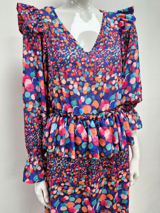 Spalvota suknelė Hunkon su raukinukais